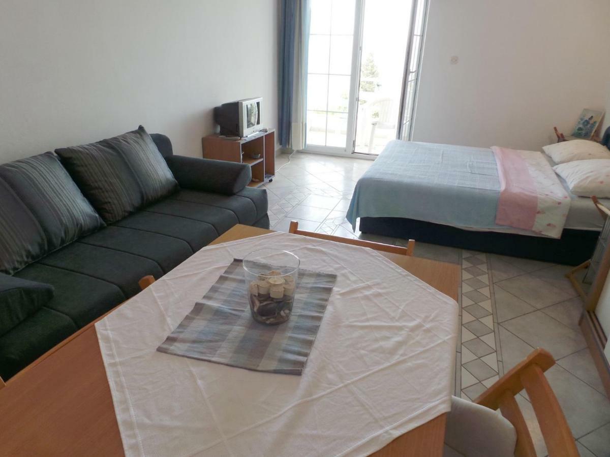 Apartmani Vjera Рибарица Экстерьер фото